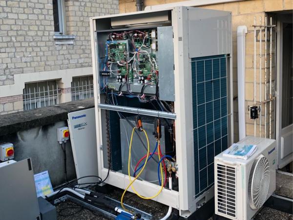 Installation d'un système de climatisation et chauffage pour une agence bancaire à Caen 