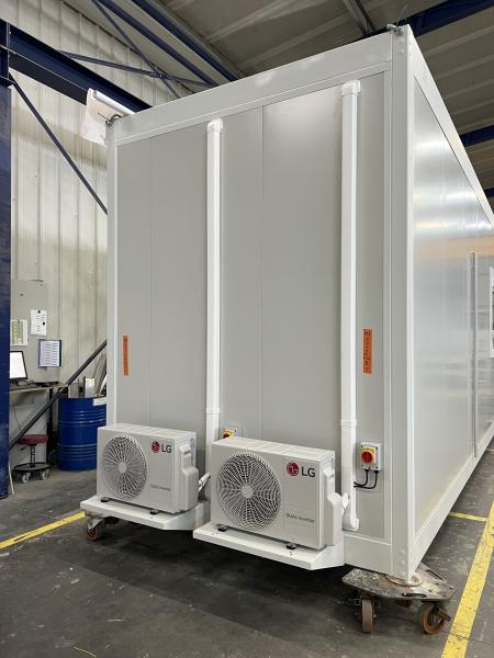 Climatiseurs réversibles LG installés sur des bâtiments modulaires dans le Calvados