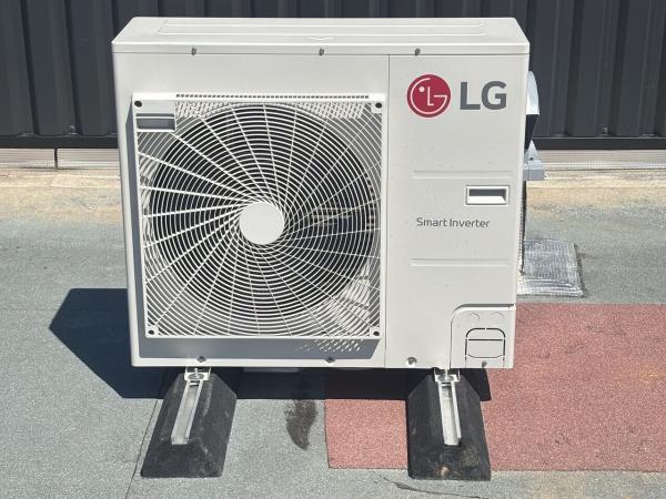 Climatisation réversible de la marque LG